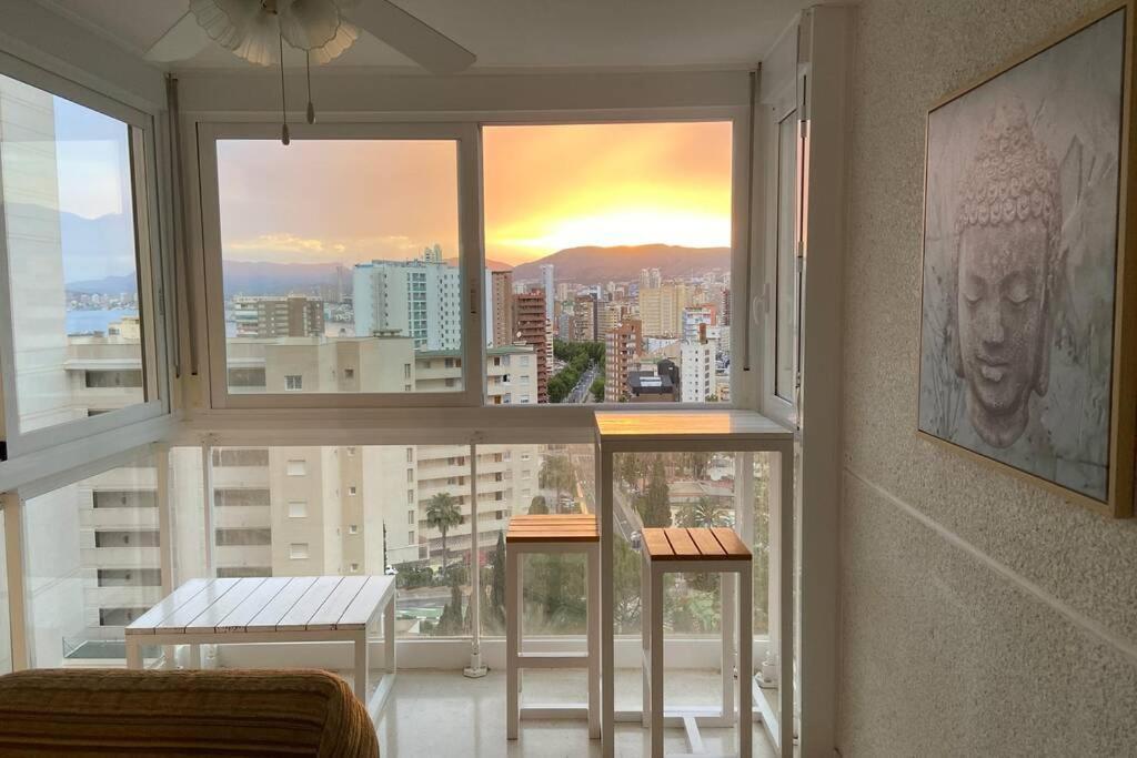 Ideal 2 * Benidorm